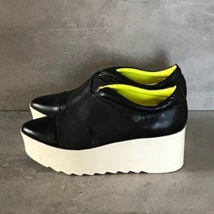 Kendall & Kylie Black Tasha Platforms size 9